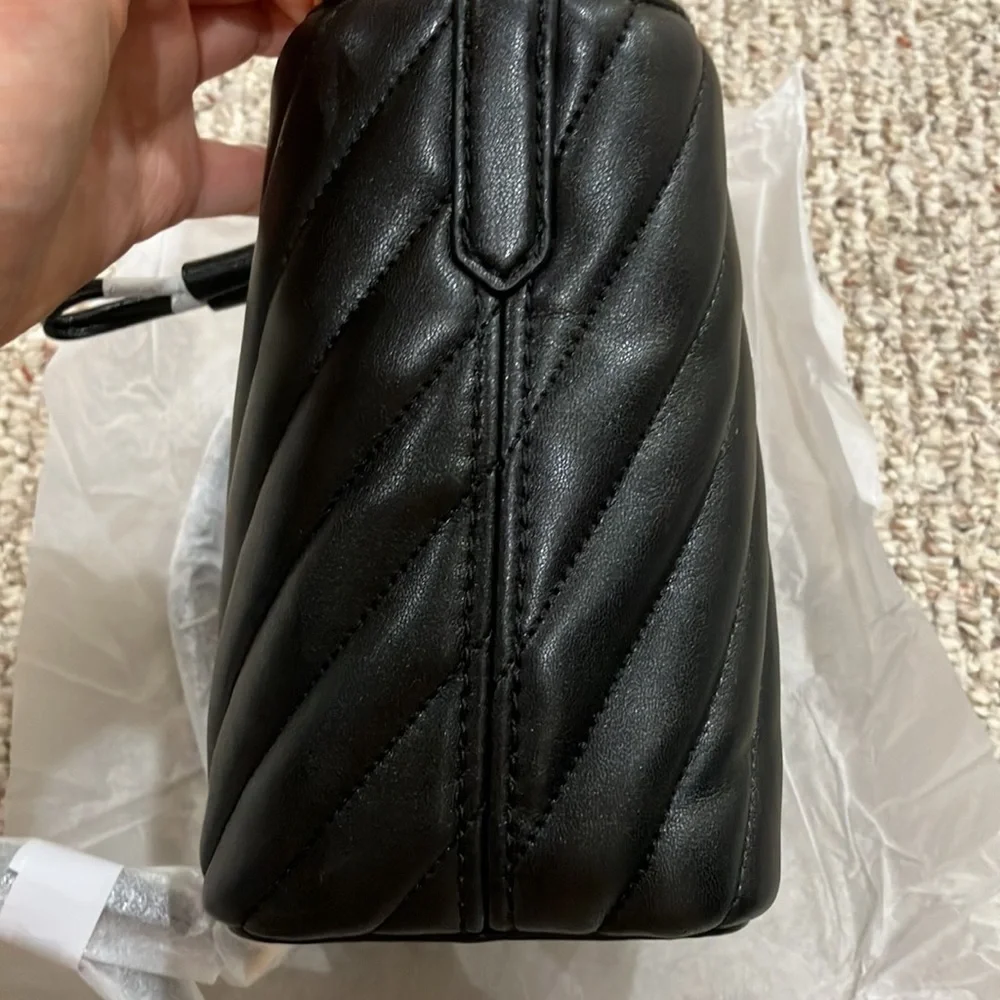 Michael Kors Small Suri 35T0GU2C0U Quilted Crossbody Bag in Black - Picture 5 of 13